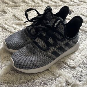 Adidas women cloudfoam sneakers